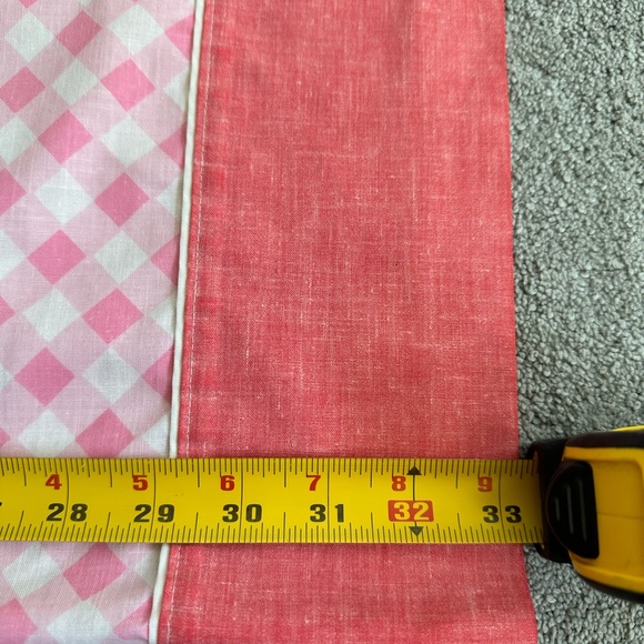 Vintage Canadian made Wadasso pillow cases
Measure as a queen - 33” x 20” - Picture 6 of 10